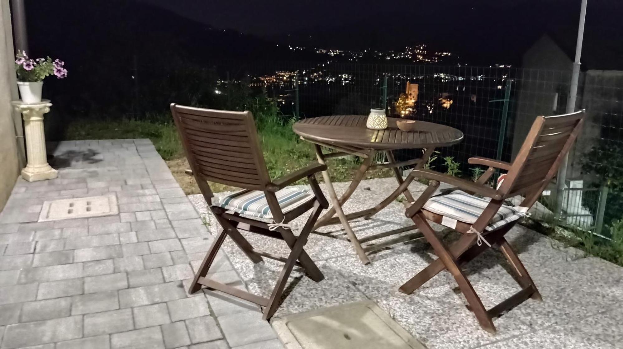 La Dimora Dei Due Laghi Bed & Breakfast Calolziocorte Exterior photo